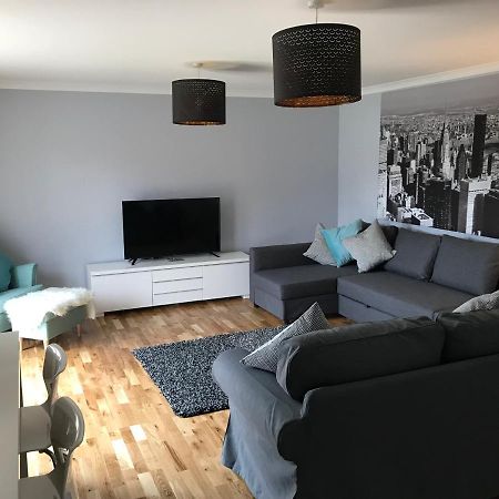 Flat Five, 212 Eaglesham Road, East Kilbride, Glasgow Extérieur photo